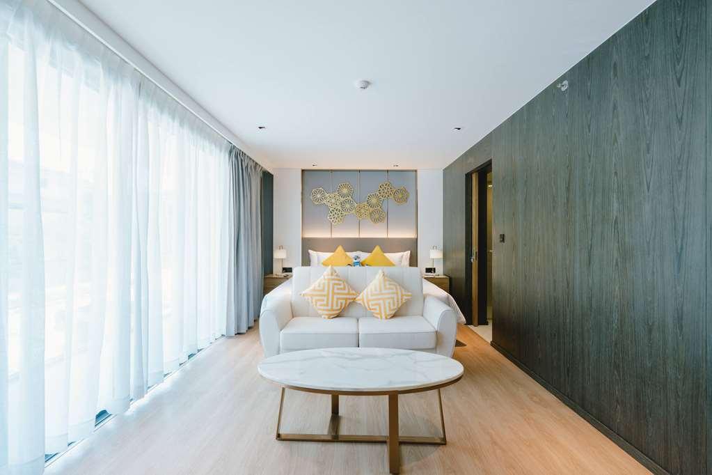 Wyndham La Hotell 5*